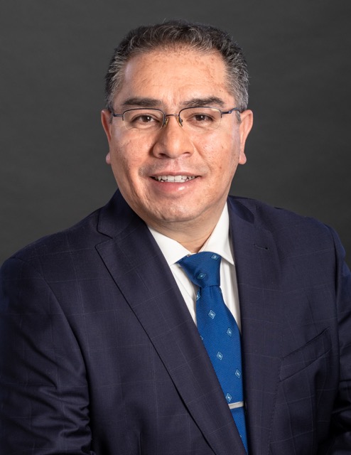 Headshot of Adolfo Contreras