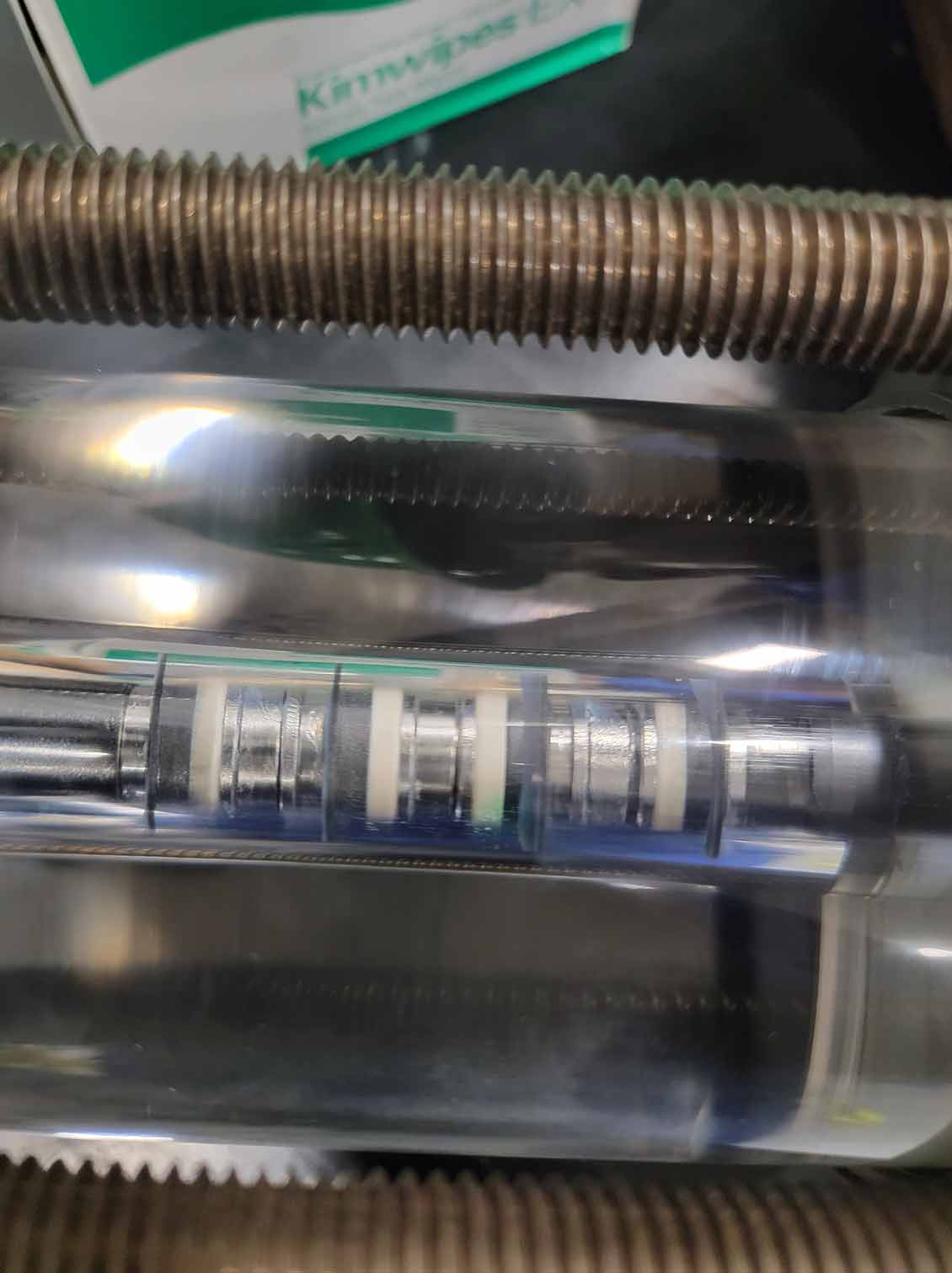 Photo shows multizone seal technology validation within a sapphire crystal bore.