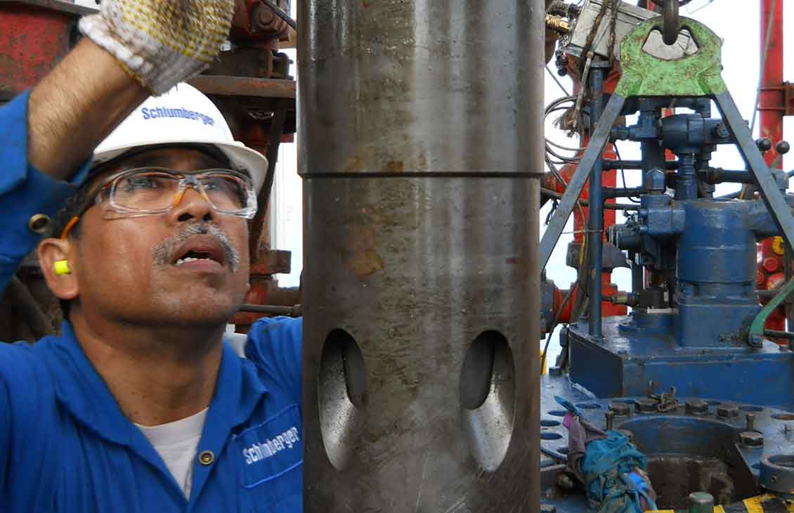 MZ-Xpress cased hole single-trip multizone gravel- and frac-pack service