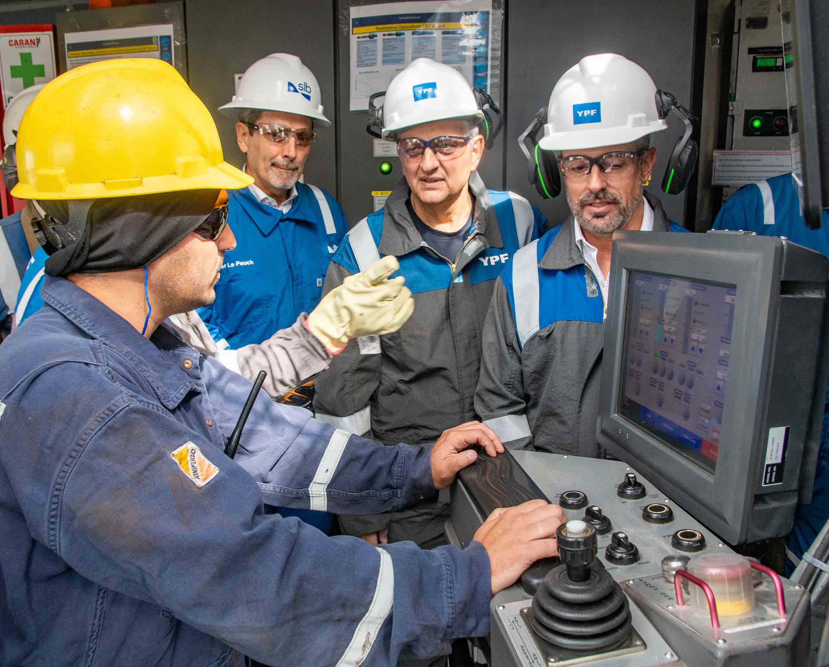 news hightlight card image alt text