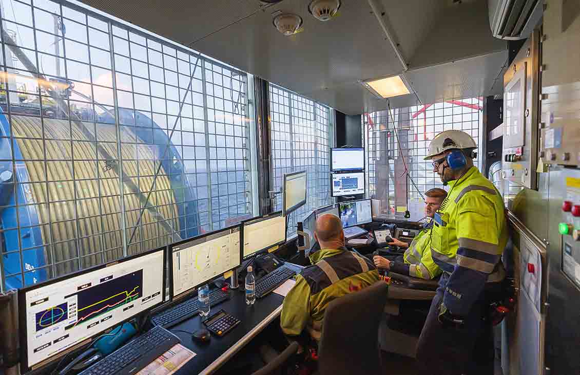 Autonomous well intervention